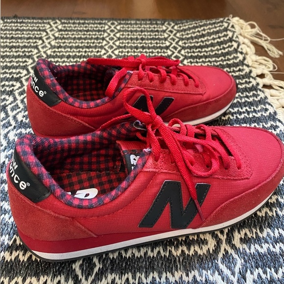 New Balance Shoes - BNWOT New Balance 410  Shoes